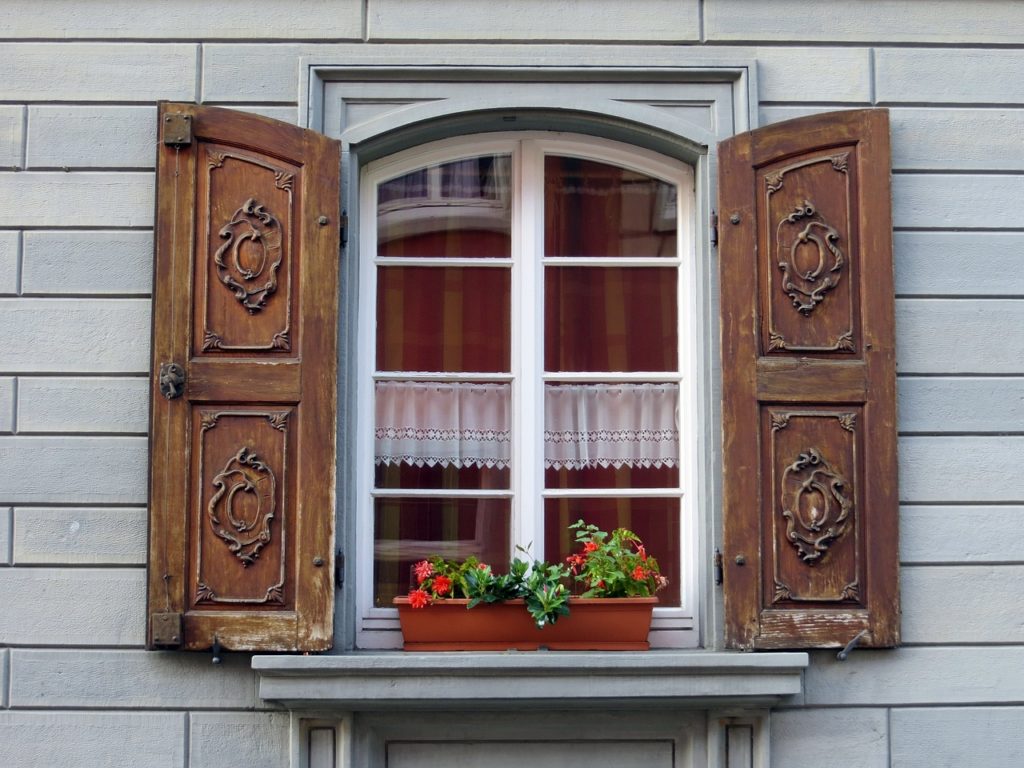 window, shutter, wood texture-873468.jpg